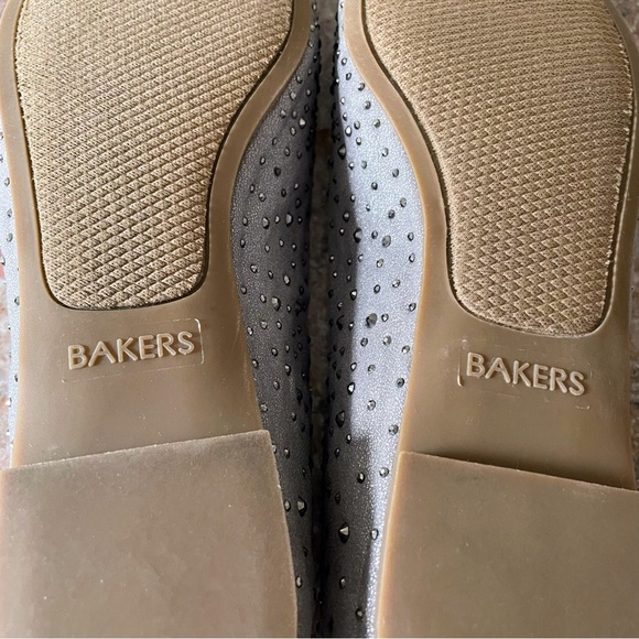 Bakers Silver Pointed Toe Flats w/ Sparkle Rhinestones Size 8 M - Picture 10 of 12